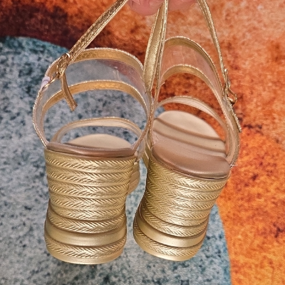 Gold Strappy Wedge Sandals 🤎PRE OWNED  SIZE 43 - Picture 4 of 9